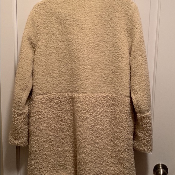 NWOT Sherpa coat - Picture 2 of 3